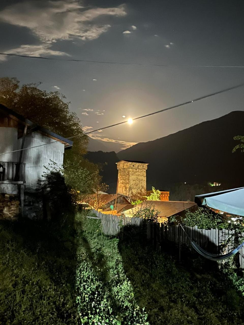 Nadia Guesthouse Mestia Exteriér fotografie